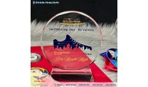 Kỷ niệm chương tròn pha lê - Vinhomes