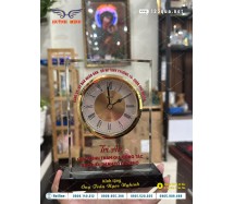 Đồng hồ để bàn pha lê - 1