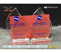 Kỷ niệm chương pha lê - hình lá