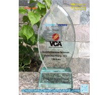 Kỷ niệm chương thủy tinh - VCA