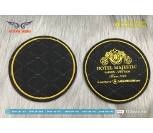 Lót ly vải nỉ - Hotel Majestic